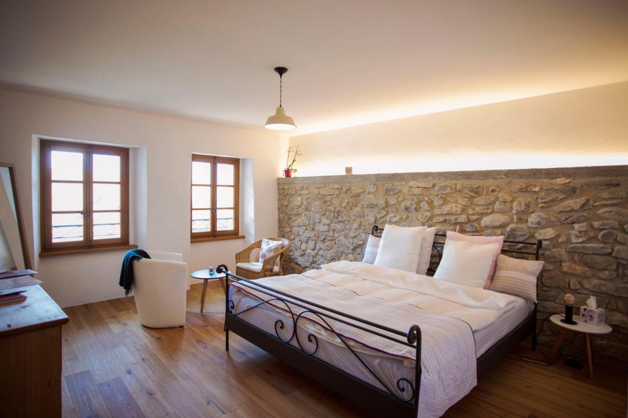 Aux Trois Soleils Bed & Breakfast Chexbres Exterior photo