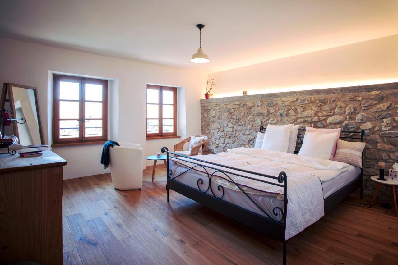 Aux Trois Soleils Bed & Breakfast Chexbres Exterior photo